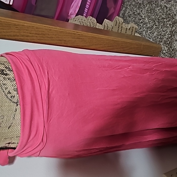 NWT 3xl solid pink lularoe maxi skirt. - Picture 2 of 3